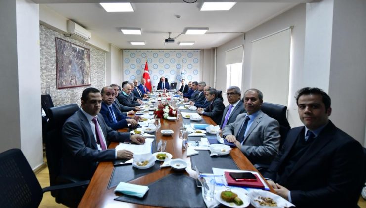 Vali Karaloğlu başkanlığında DİSKİ’nin yatırımları ele alındı