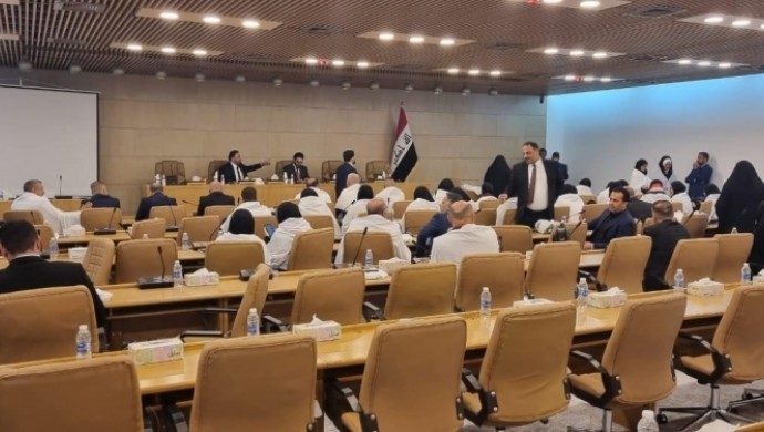 Irak’ta Cumhurbaşkanlığı seçimi yine ertelendi