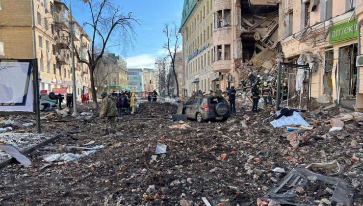 Kiev’de 35 saatlik sokağa çıkma yasağı