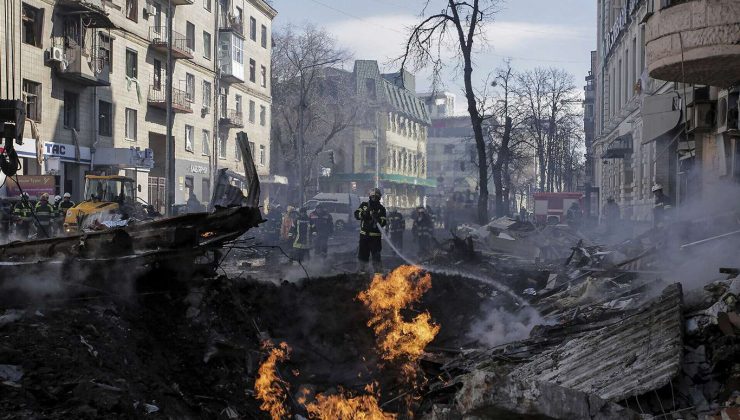 Rusya, Ukrayna’nın ikinci büyük kenti Harkiv’i hedef aldı