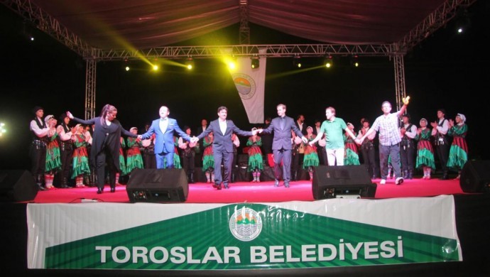 MHP’li belediye maraton koşusuna 4,5 milyon, konsere 436 bin harcadı