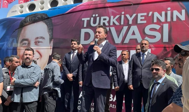 Ali Babacan: ‘Kürt meselesini çözmek boynumuzun borcudur’
