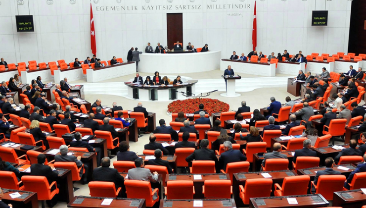 HDP’den çoklu maaş hukuksuzluğuna son verilmesine ilişkin kanun teklifi