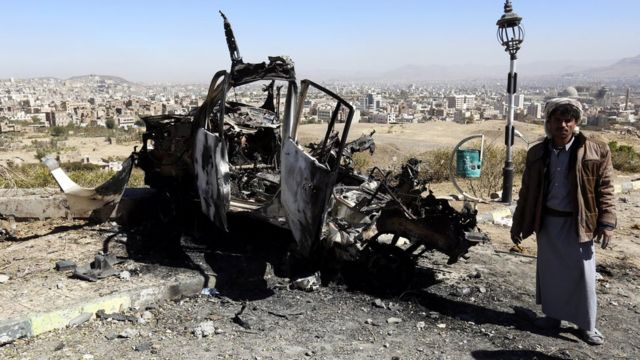 Yemen’de yola döşenmiş patlayıcı bomba infilak etti: 3 ölü