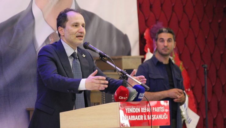 Erbakan Diyarbakır’da Konuştu; “Bıçak Kemiğe Dayandı”