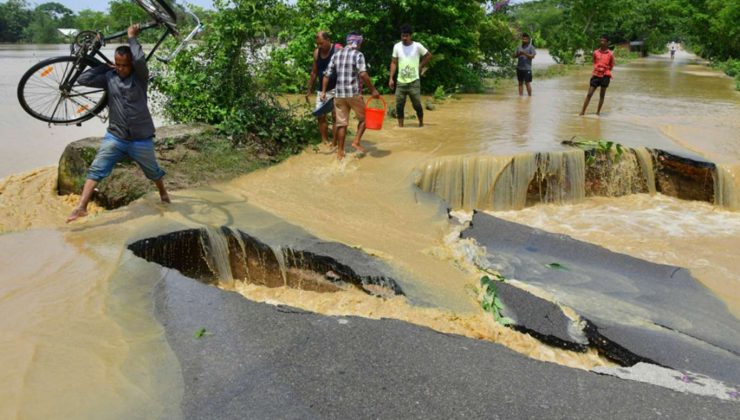 Li Hindistan û Bangledeşê ji ber lehî û hezazê herî kkêm 57 kes canê xwe ji dest dan