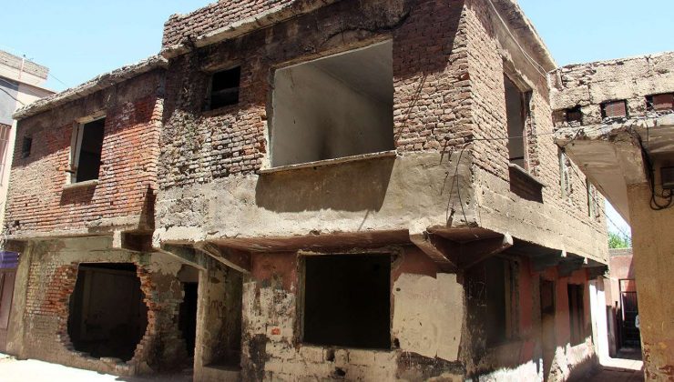 Diyarbakır’daki Metruk Yapılar Tehlike Saçıyor