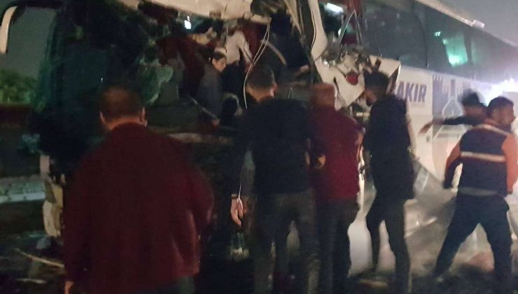 Diyarbakır-Batman Karayolunda Trafik Kazası: 1 Ölü, 22 Yaralı