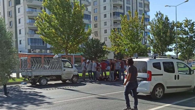 Yaşlı Kadına Kamyonet Çarptı