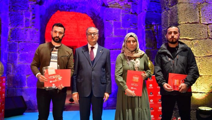 “İki Gözüm Diyarbakır” fotoğraf yarışmasının ödül töreni ve sergi açılışı yapıldı