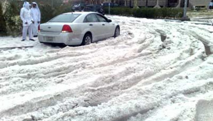 Kuveyt’e kar yağışı etkili oldu