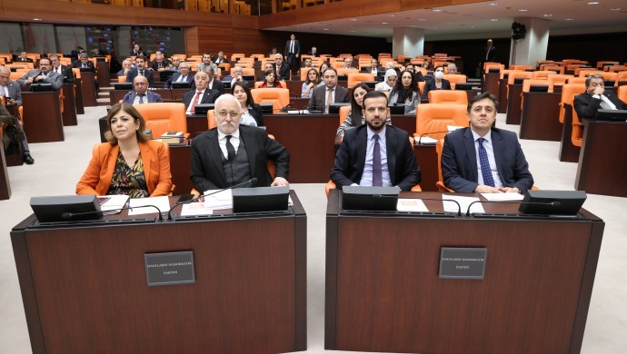 Oluç’tan HDP’yi hedef alan Çelebi’ye: Ağzınızı temiz suyla çalkalayın