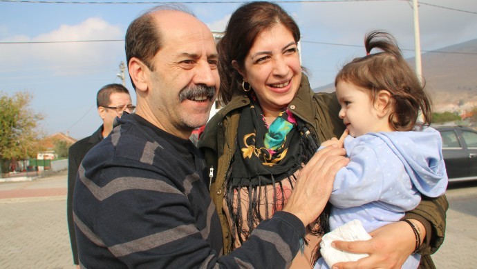 Diyarbakırlı Cihan Özyıldız 30 yılın ardından tahliye oldu