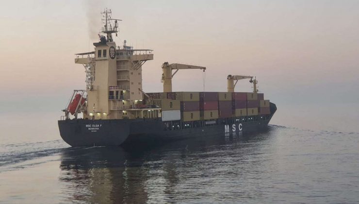 Çanakkale Boğazı transit gemi geçişlerine kapatıldı