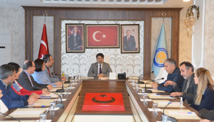 D.Ü.’DE KALİTE KOMİSYONU 4. OLAĞAN TOPLANTISI YAPILDI