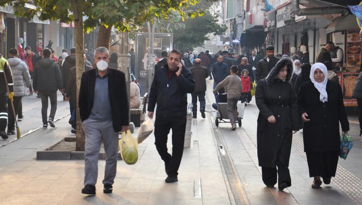 Akaryakıttaki indirimlerin ürün fiyatlarına yansımamasına halktan tepki
