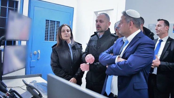 İşgal zindanlarındaki Filistinli 40 esir sürgün edildi