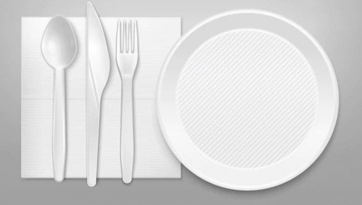 İngiltere’de tek kullanımlık çatal ve kaşıklar yasaklanıyor