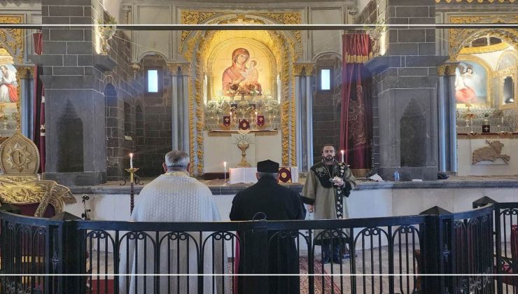 Diyarbakır Surp Giragos Ermeni Kilisesi’nde 8 yıl sonra ilk Noel Ayini