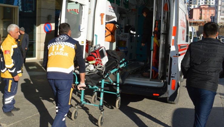 Korucular arasında bıçaklı kavga: 1 ölü