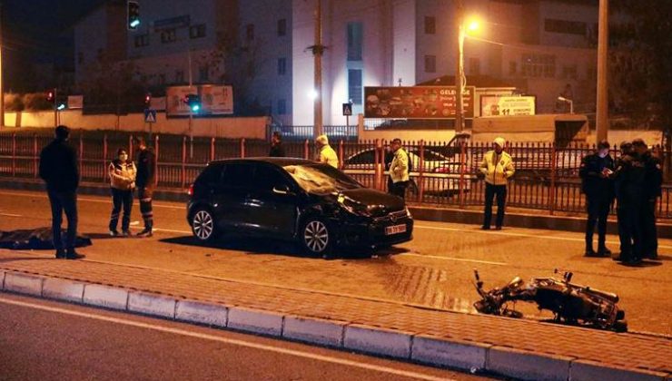 Otomobille Çarpışan Kurye Hayatını Kaybetti