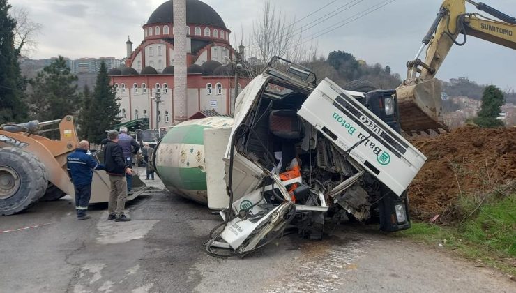 Beton Mikseri Devrildi: 1 Yaralı!