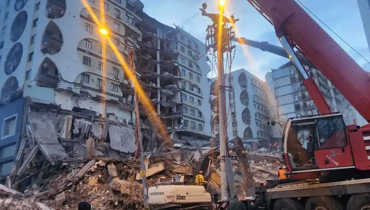 Diyarbakır’da yıkılan binalarla ilgili soruşturma kapsamında 29 gözaltı