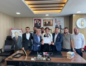 Milletvekili Mazbatasını Alan Hanımağa Kader Gayrete Aşıktır Dedi