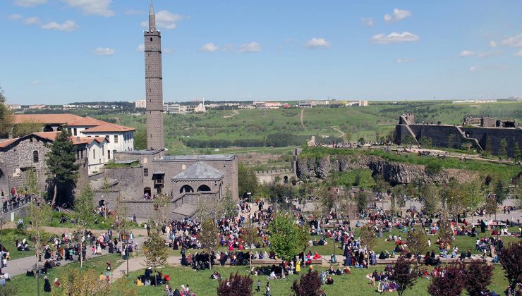 Diyarbakır’ın Fethinin 1384’üncü Yıl Dönümü