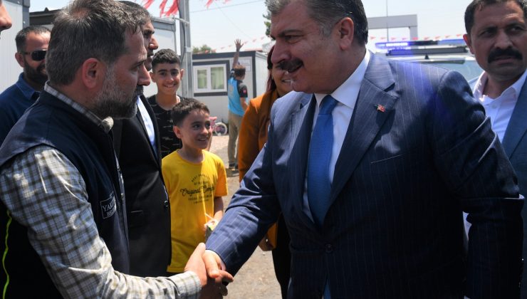 Başkan Mahmut Uçar Bayramı Hatay’da Depremzedelerle Kutladı