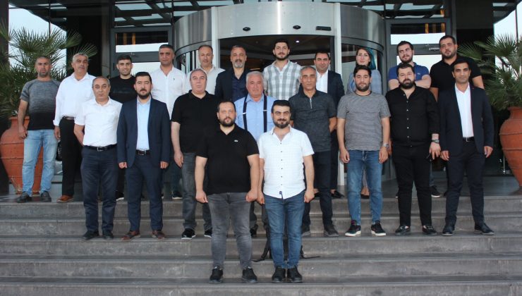 DİYARBAKIR MOBİLYACI İŞ İNSANLARI DERNEĞİ KURULDU     