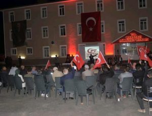 KARAYAZI’DAKİ 15 TEMMUZ KUTLAMALARINDA BİRLİK MESAJLARI VERİLDİ