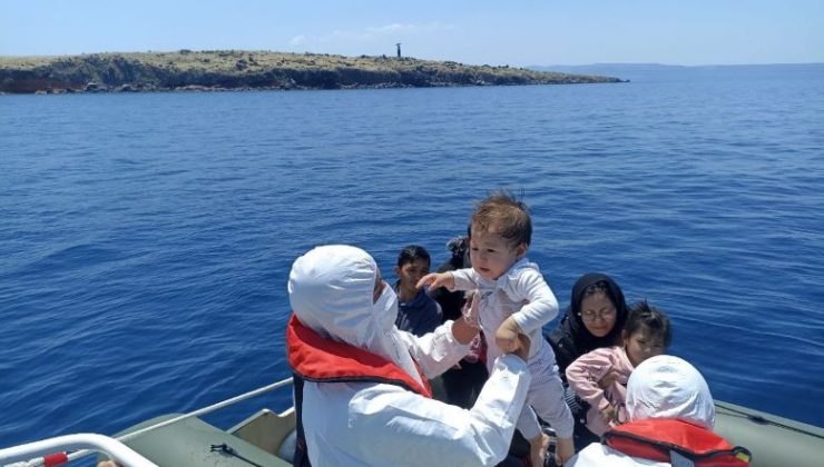 29 Düzensiz göçmen bot içerisinde kurtarıldı