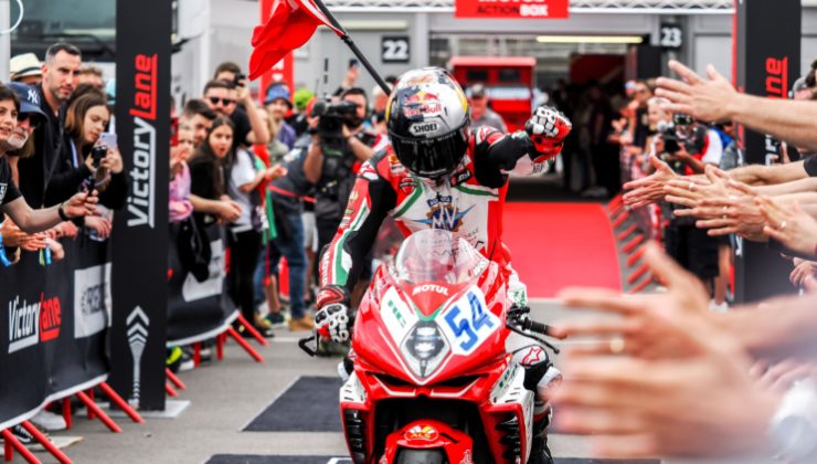 Bahattin Sofuoğlu’ndan Çekya’da Podyum Başarısı