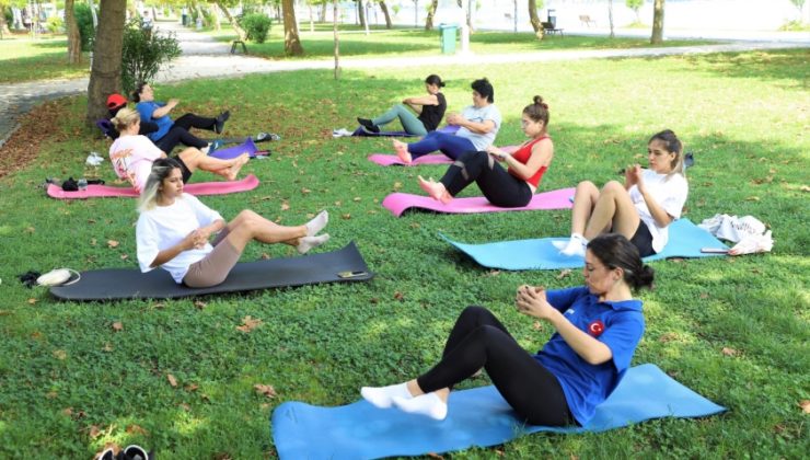 Kadınlar Güne Zinde Başlıyor