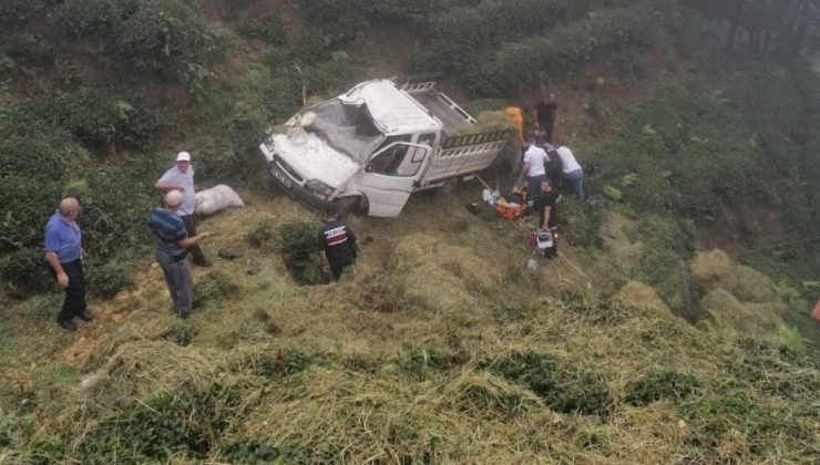 Freni Boşalan Kamyonet Şarampole Yuvarlandı: 3 Ölü 1 Yaralı