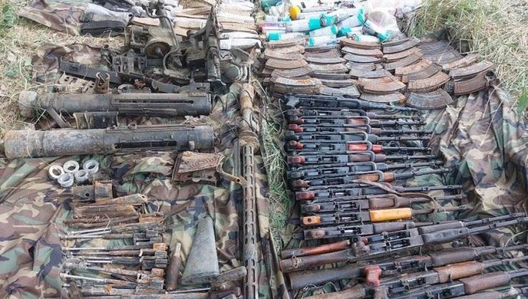 Teröristlere Ait Çok Sayıda Silah ve Mühimmat Ele Geçirildi