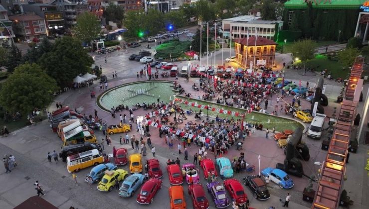 Ankara Büyükşehir Belediyesi Açık Hava Sinema Etkinliği Düzenledi