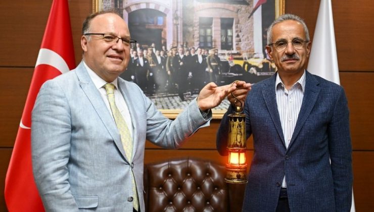 Tüm Projeler Tek Tek Bu Resmi Vuran Fırsat Darbeleridir