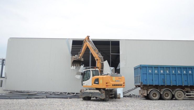 Osmangazi Belediyesi Kaçak Yapıların Yıkımını Gerçekleştirdi