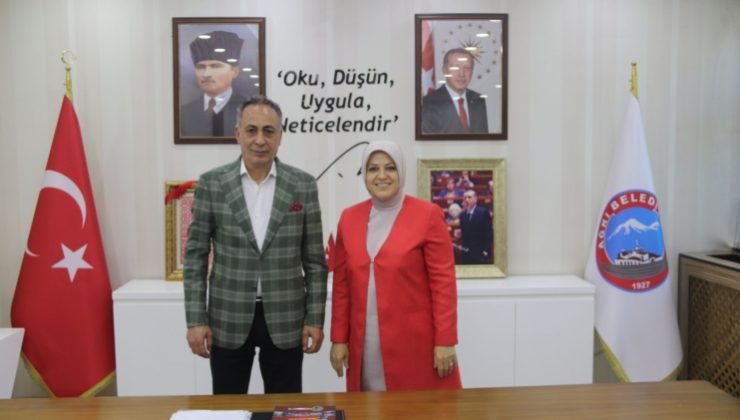 AK Parti Yerel Yönetimler Başkan Yardımcısı Ayşe Sula Köseoğlu Ağrı Belediyesi’ni Ziyaret Etti