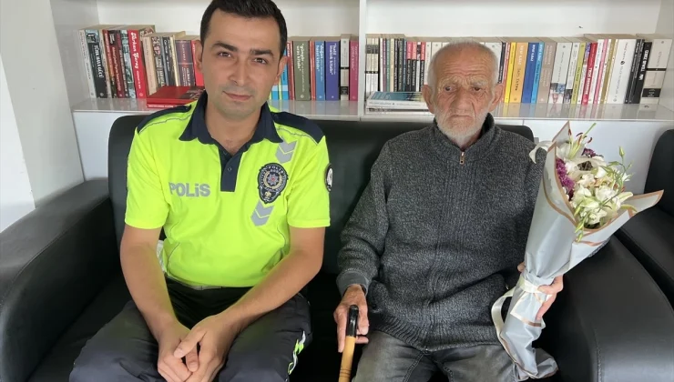 Kayalıklarda Mahsur Kalmıştı, Polis Kurtardı