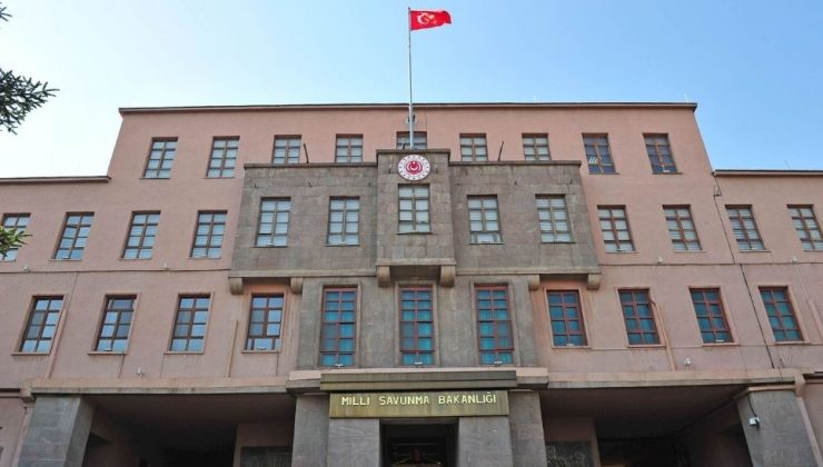 MSB’den Ankara’da Düşen F-4 Savaş Uçağı Parçasıyla İlgili Açıklama