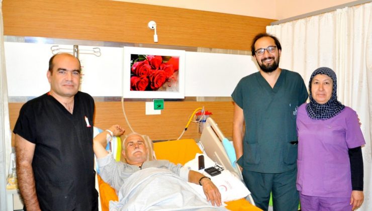 67 Yaşındaki Ali Kamalı’ya Retroperitoneal Ameliyatı Yapıldı