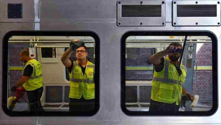 Ankara Büyükşehir Belediyesi’nden metro ve vagon temizliği