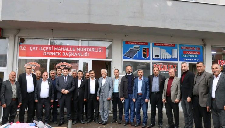Başkan Melik Yaşar Muhtarlar Günü’nü Kutladı