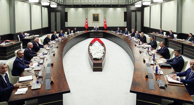 Sağlık Bakanı Koca; Aşıya karşı değiliz