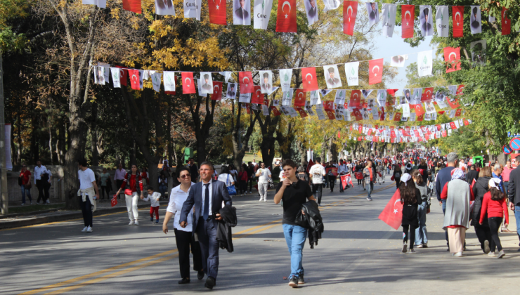 Başkentte Cumhuriyet’in 100’üncü yılı coşkusu