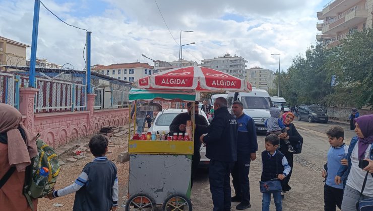 BAĞLAR ZABITADAN OKUL ÇEVRELERİNDE “KONTROLSÜZ GIDA ” DENETİMİ