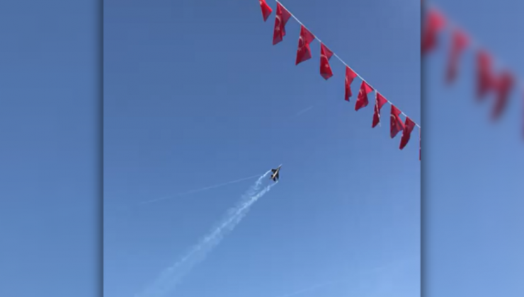 SOLOTÜRK, Cumhuriyet’in 100’üncü yaşında Anıtkabir semalarında